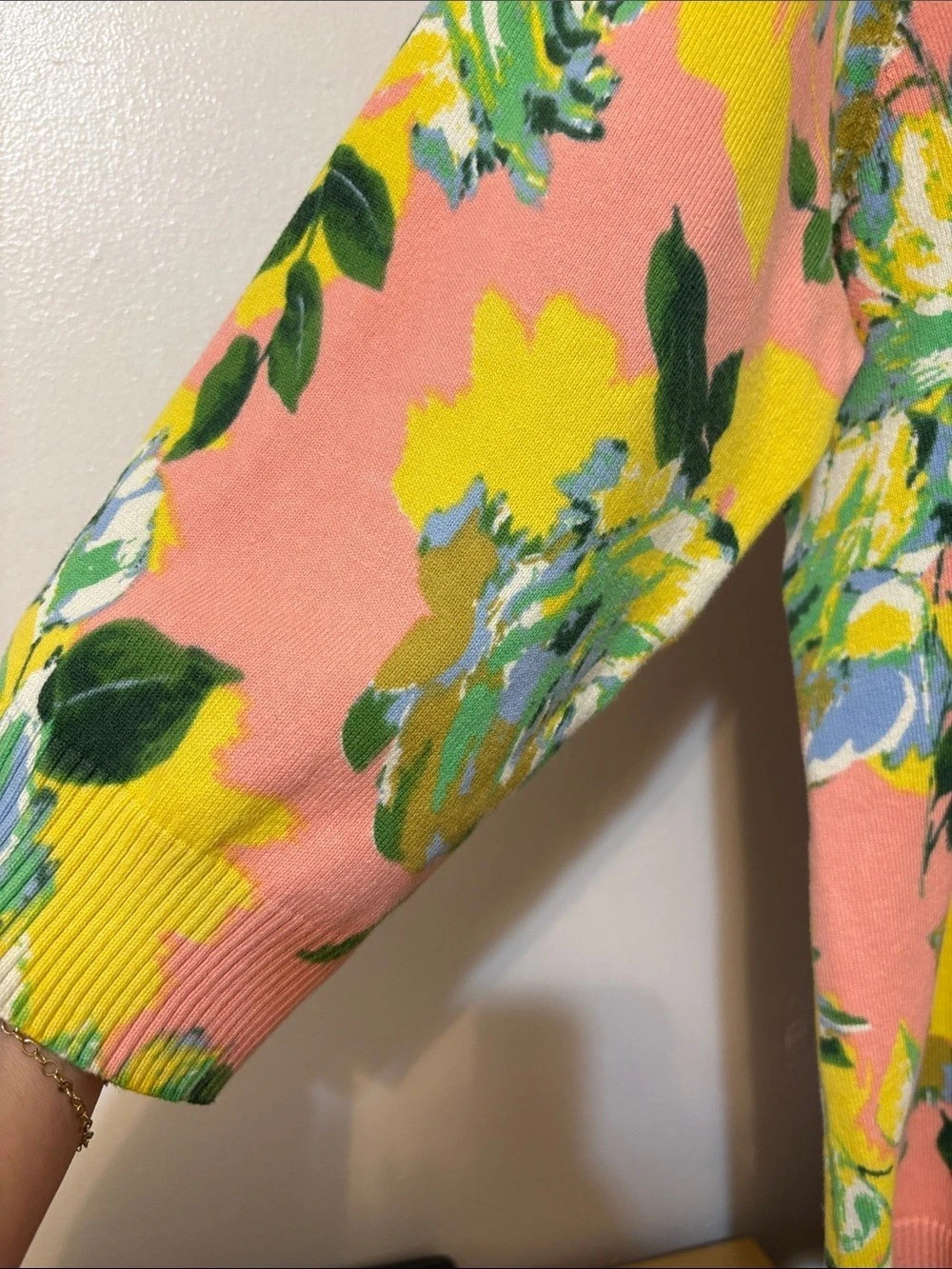 Isaac Mizrahi Live! V-Neck Floral Cardigan Pink & Yellow Like New - Picture 3 of 4